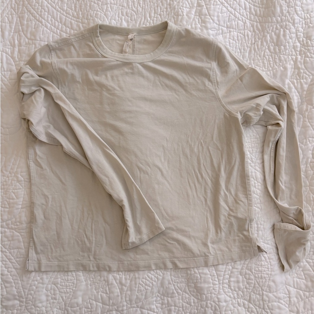 Lululemon long sleeve t shirt sz 6